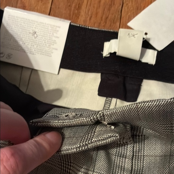 H&M Women's Gray Plaid Trousers - Picture 4 of 14